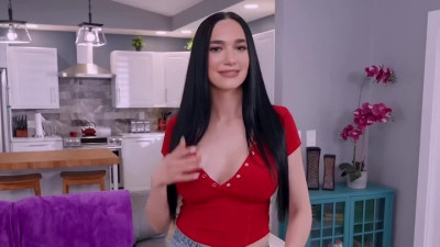 Dua Lipa Gives Her Assistant A Reward