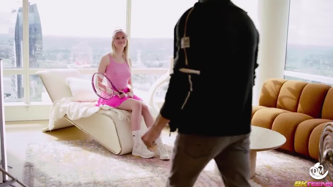 Barely legally blonde (not) Reese Witherspoon is sporty in pink and DTF (PREVIEW) - Deepfades