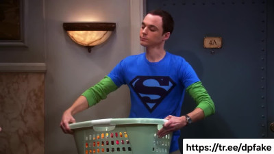 Penny (Kaley Cuoco) Nude vs Sheldon The Big Bang Theory Clips