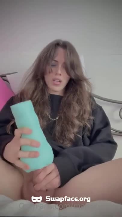 Sexy youtuber Isabella ASMR sticks her big dick up a fleshlight and cums in it - Deepfades